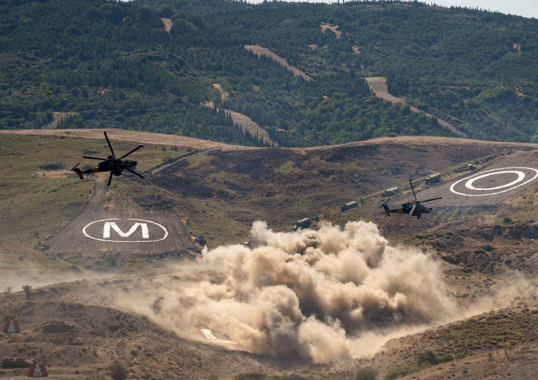 Türk Ordusu gücünü dünyaya böyle gösterdi. EFES-2024 Tatbikatı başarıyla tamamlandı - Resim: 3